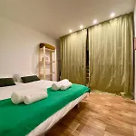 In Lisbon Green Studio